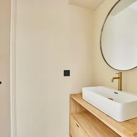 Incredible Le Marais With Terrace Апартаменты Париж