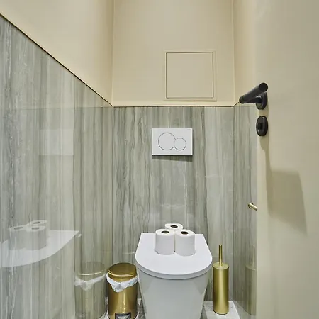 Apartment Incredible Le Marais With Terrace Paris